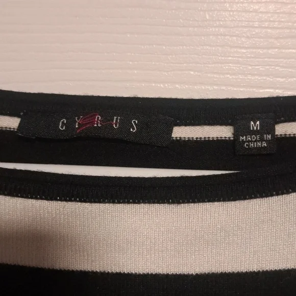 Sweater - Picture 2 of 3